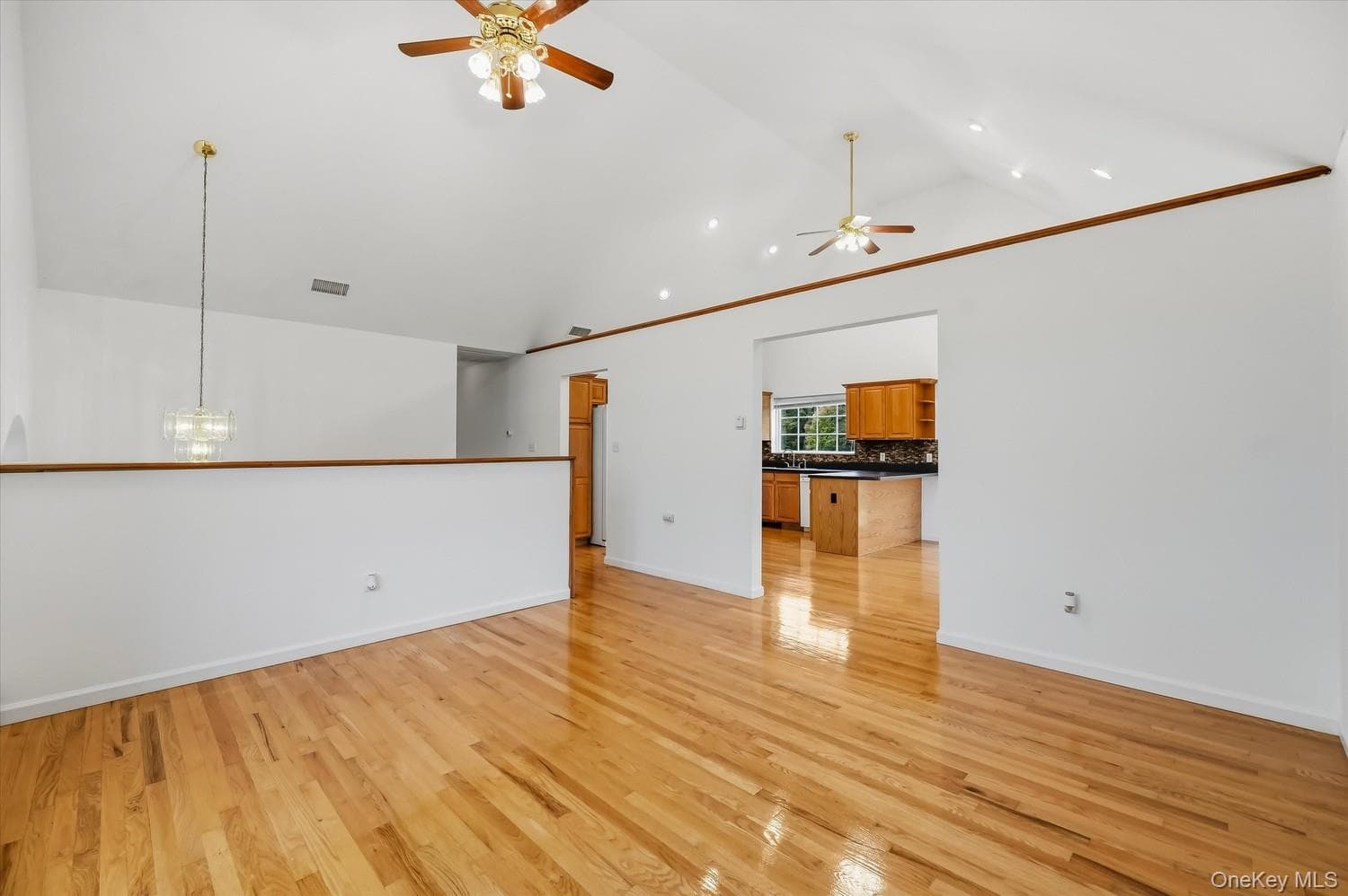 160 Pirog Road thumbnail 8