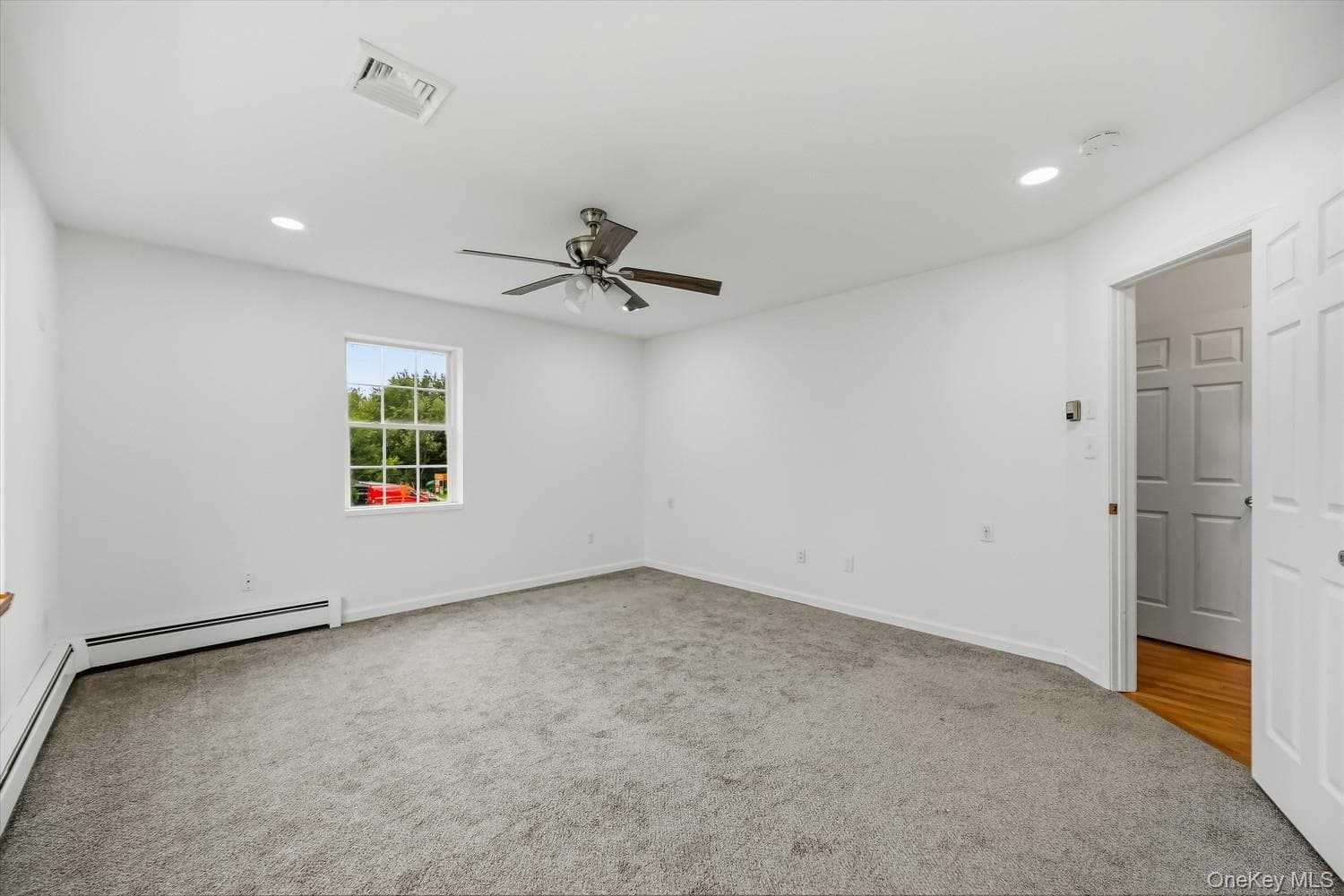 160 Pirog Road thumbnail 18