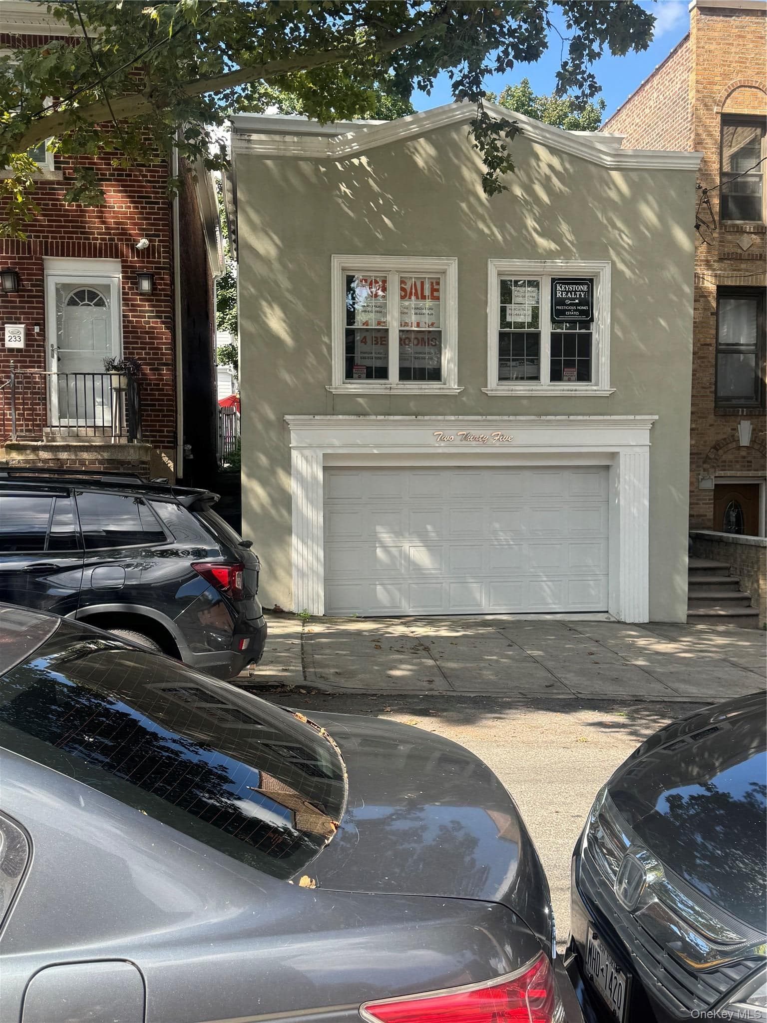 235 E th Street thumbnail 3