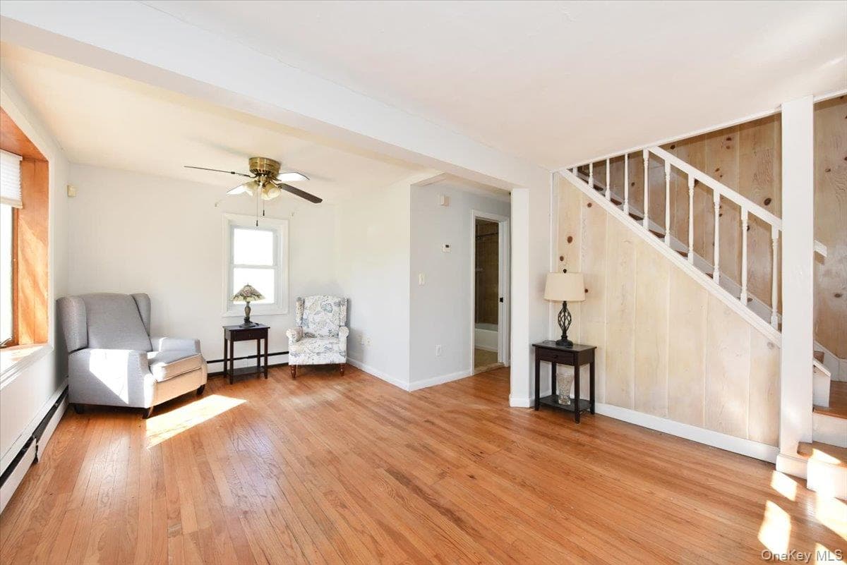 35 Montauk Drive thumbnail 6
