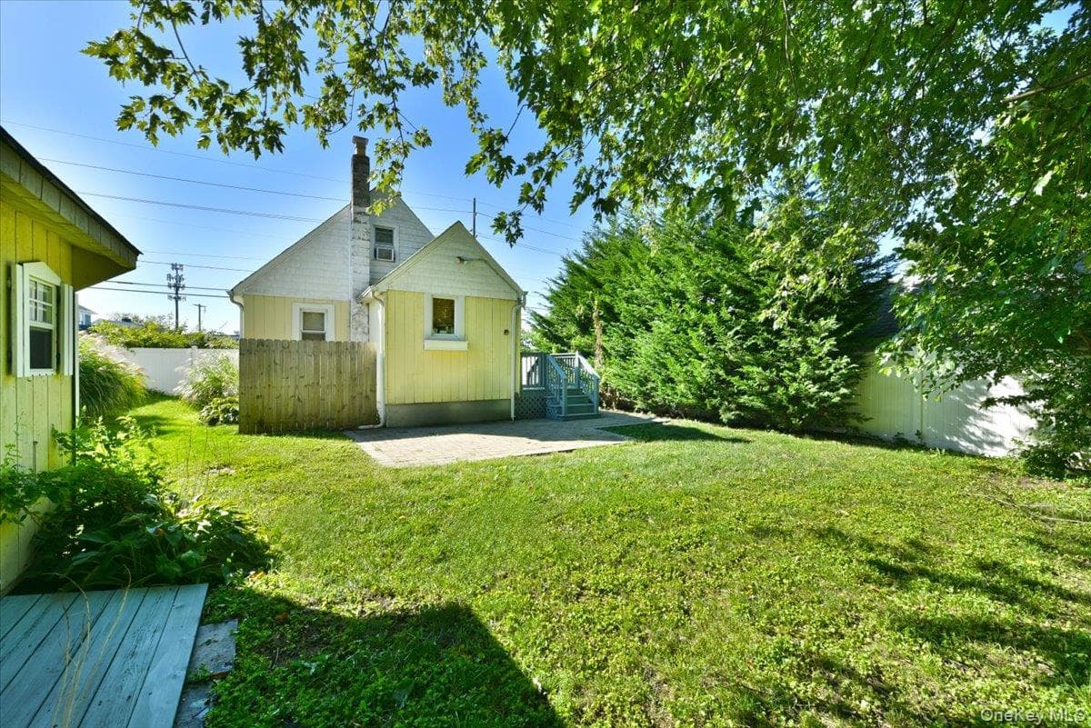 35 Montauk Drive thumbnail 27