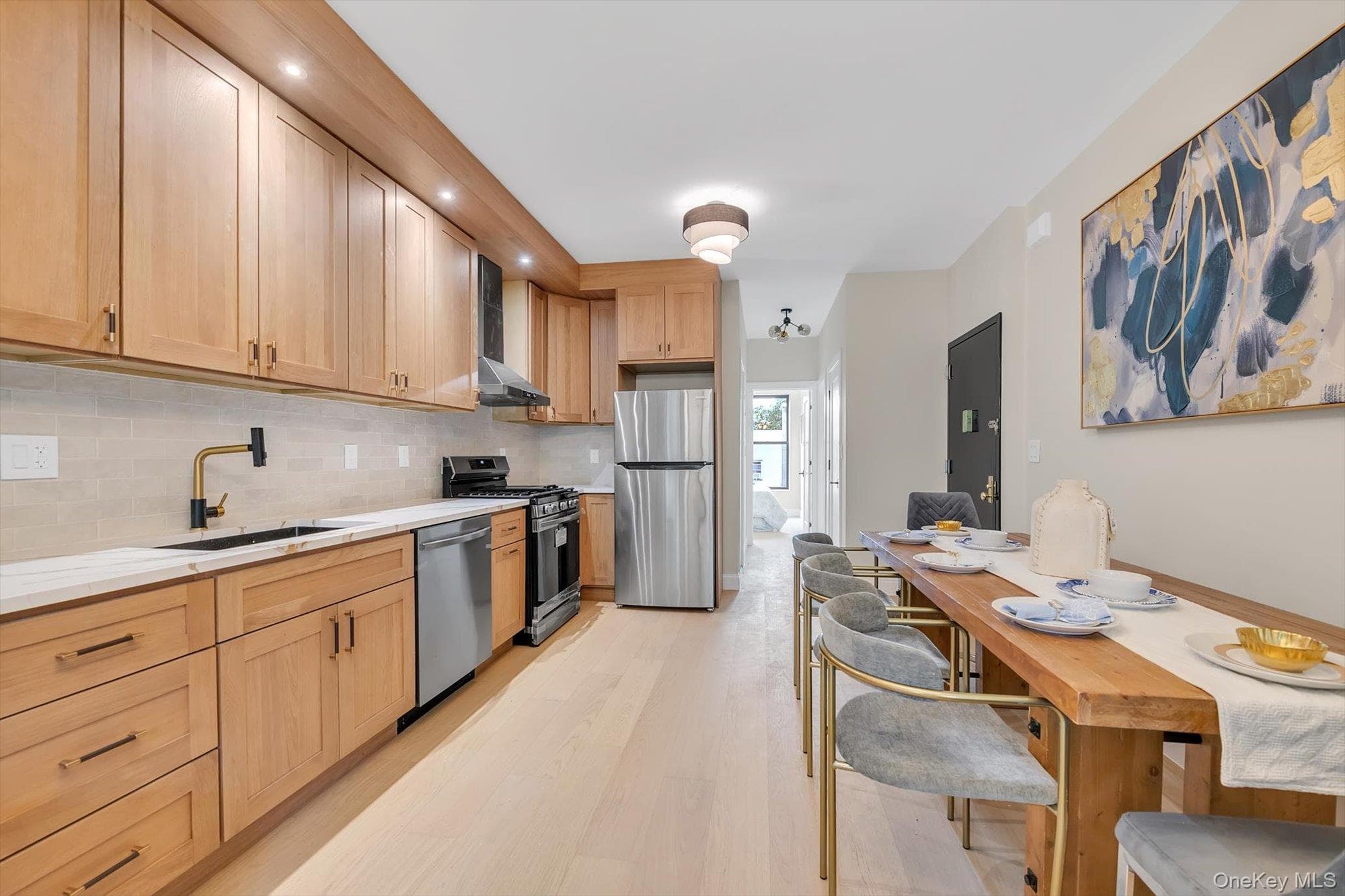 1045 Jefferson Avenue thumbnail 20