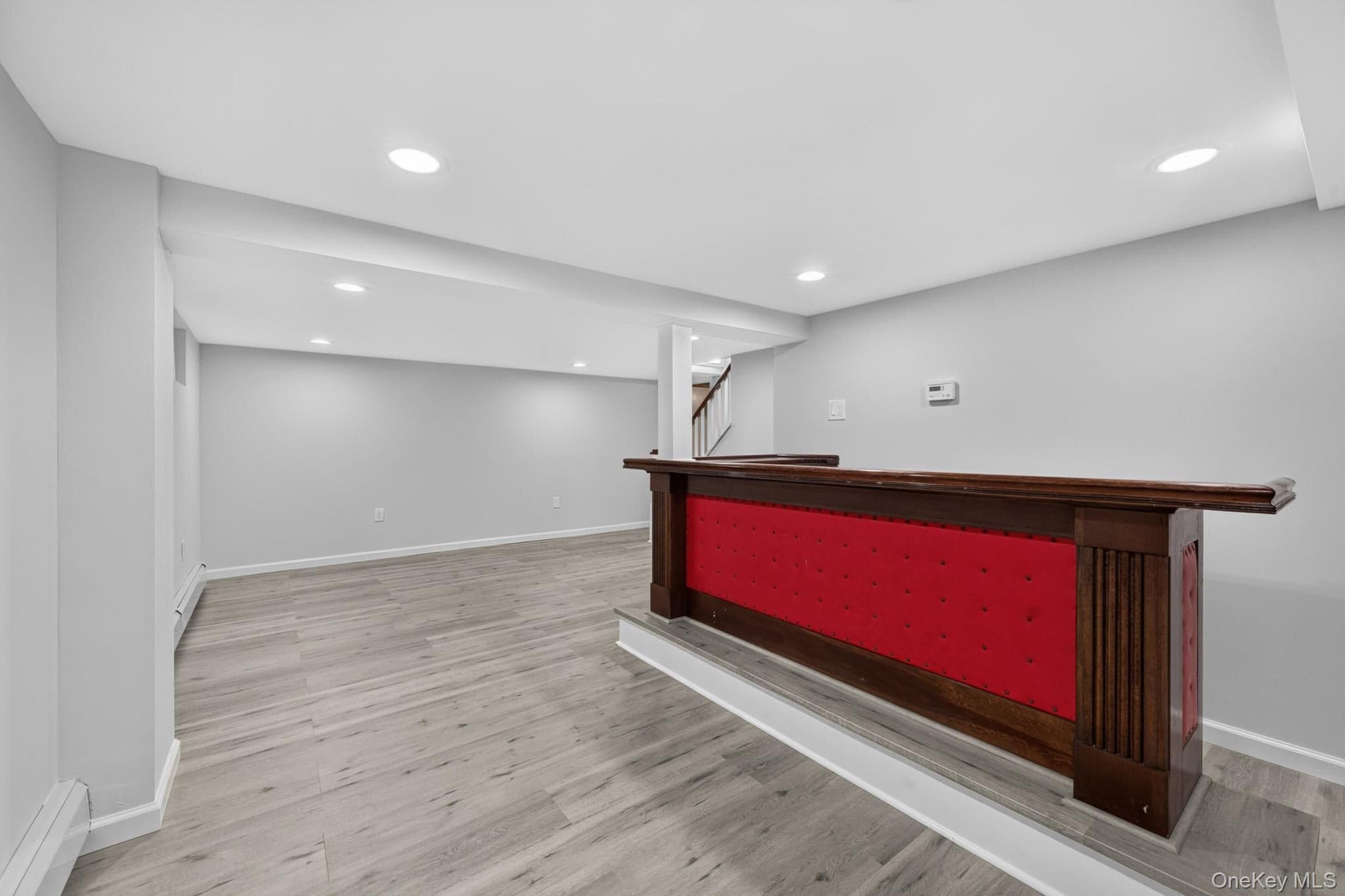 1547 Walt Whitman Road thumbnail 45