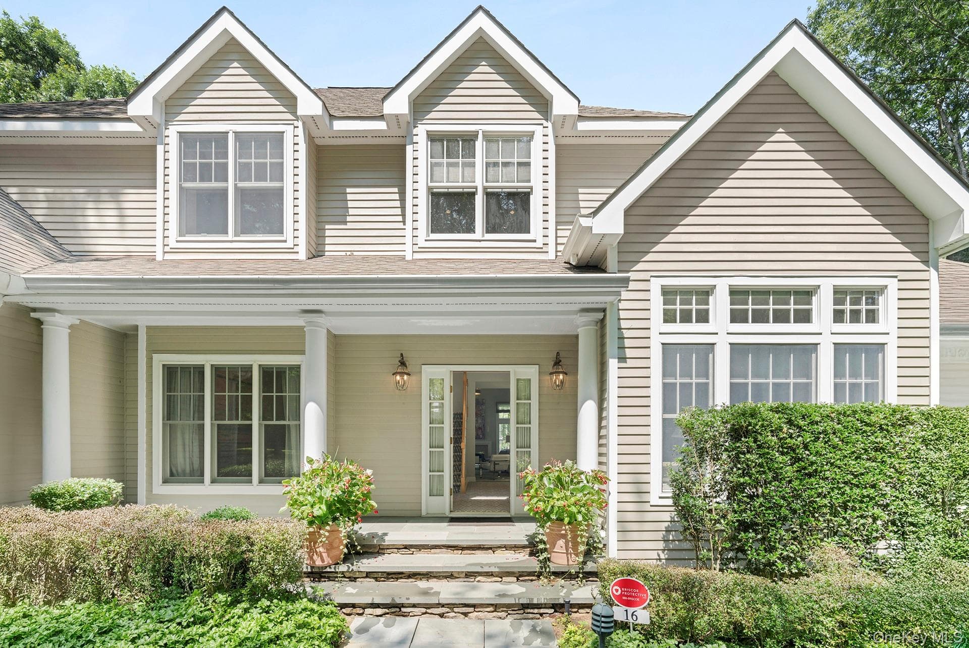 16 Barclay Drive thumbnail 2