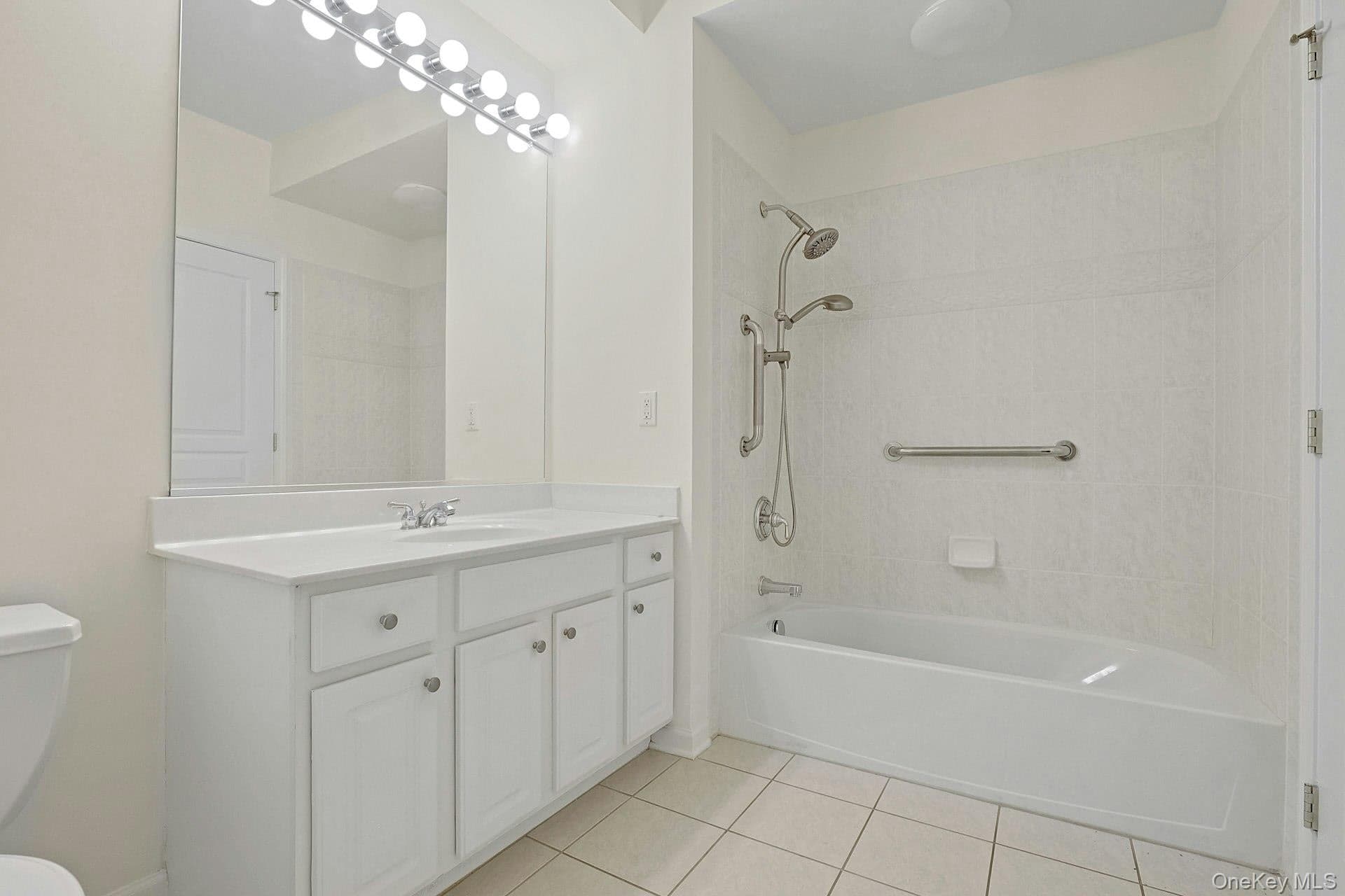 32 N De Baun Avenue Unit: 207 thumbnail 14