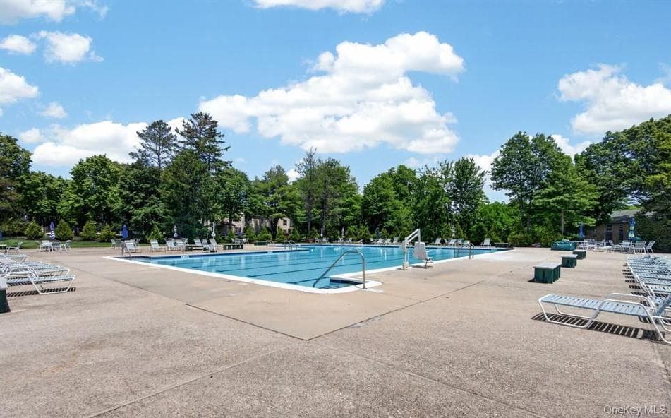 161 Fairview Circle thumbnail 14