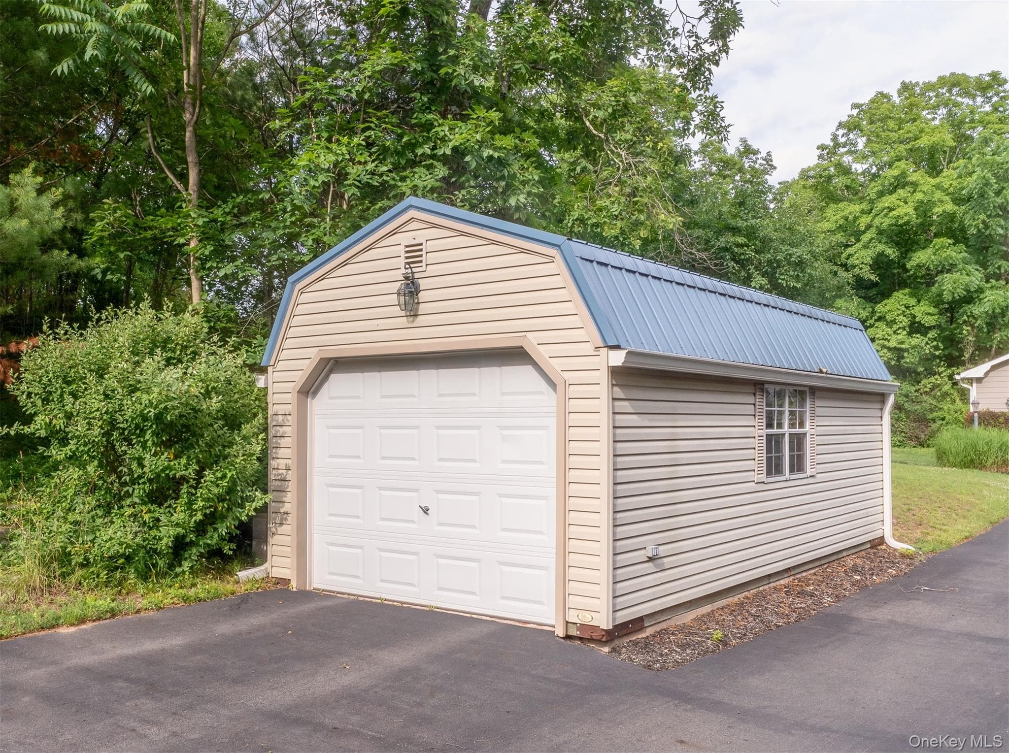 542 Blue Mountain Road thumbnail 36