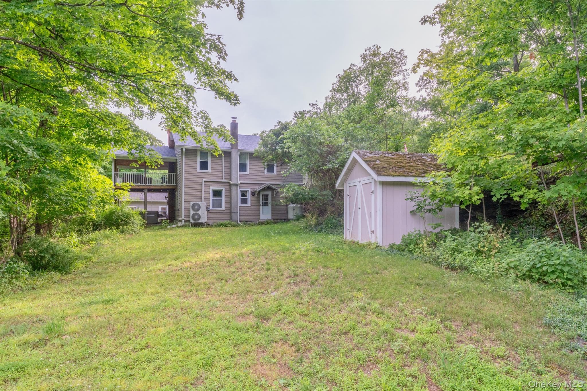 542 Blue Mountain Road thumbnail 3