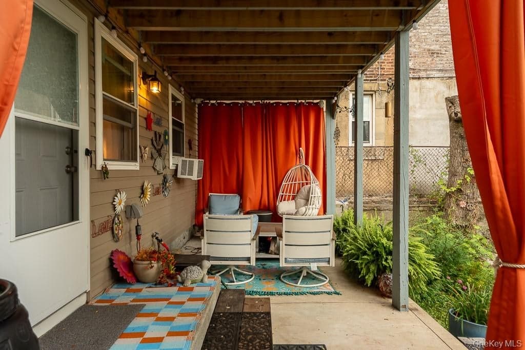 1616 Taylor Avenue thumbnail 3