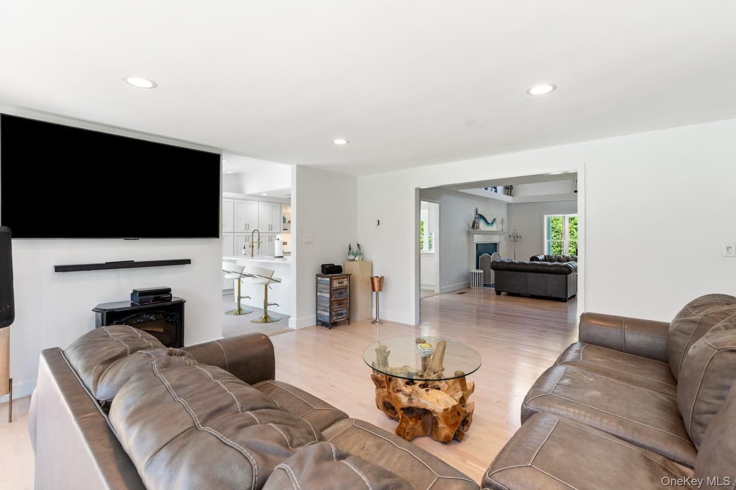 137 South Road thumbnail 15