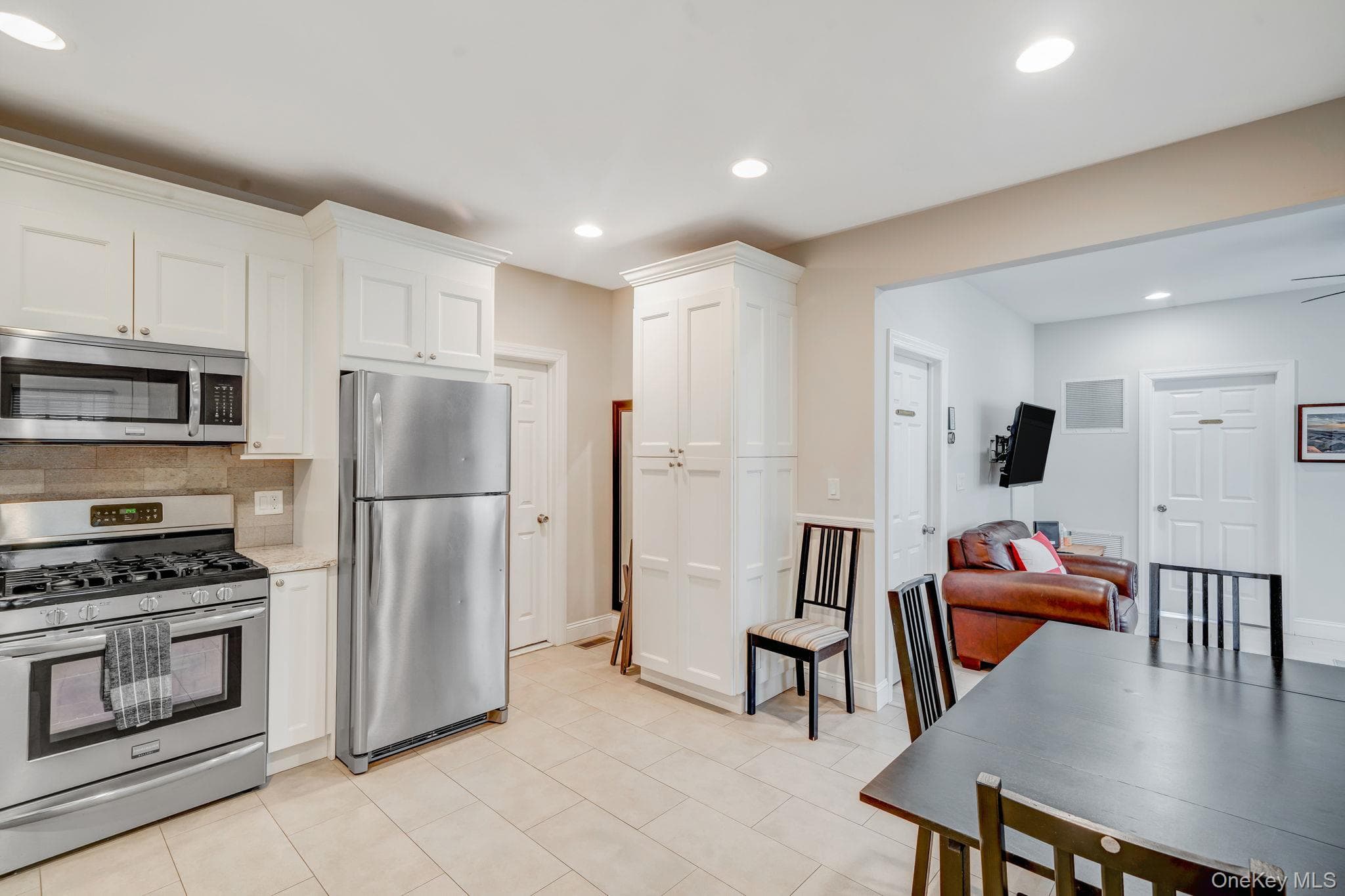 407 Wiggins Street thumbnail 35