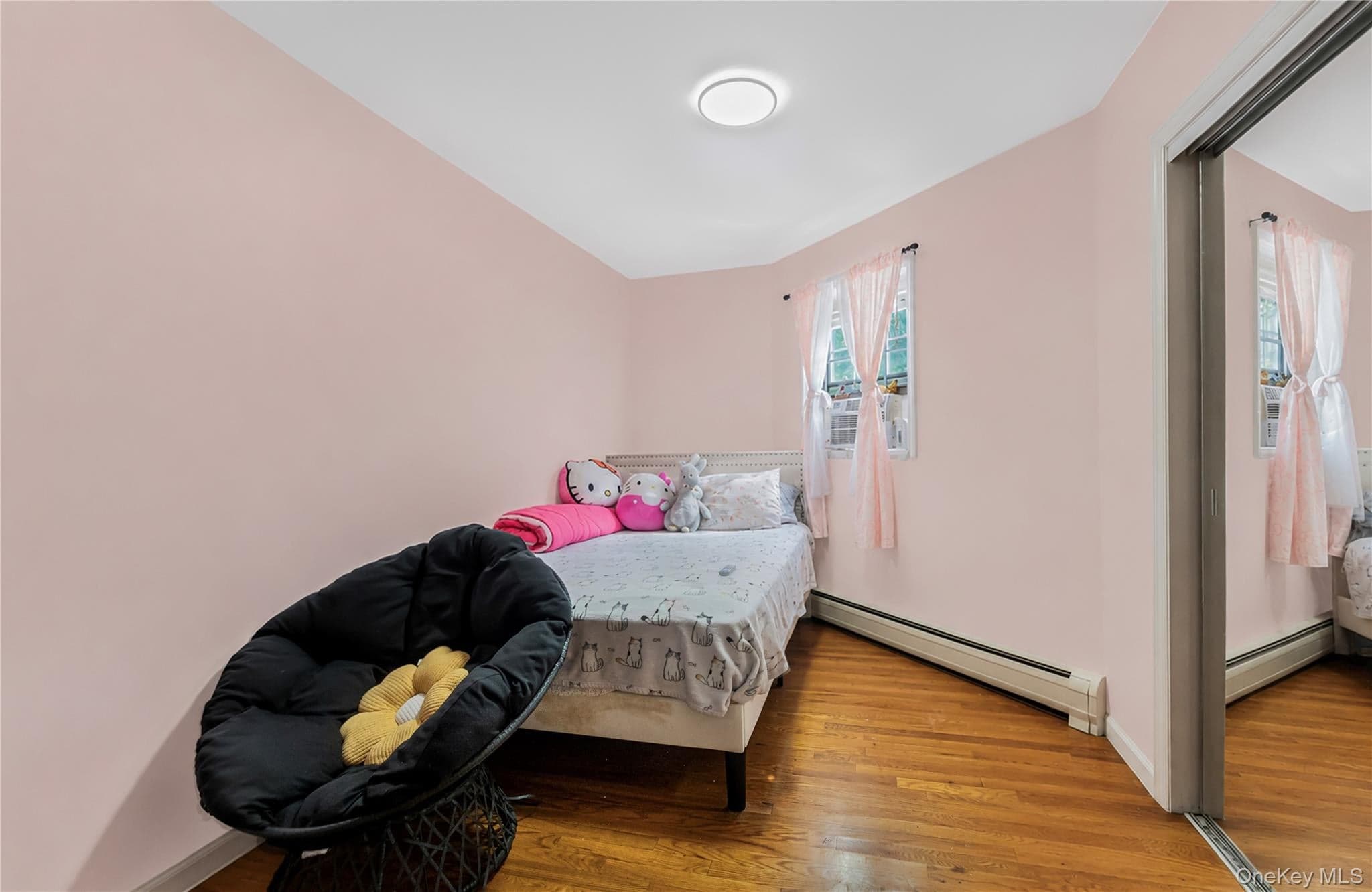 2573 Pelham Bay Park thumbnail 5