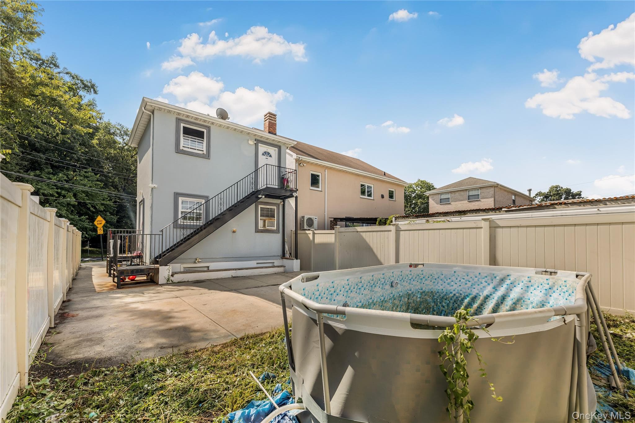 2573 Pelham Bay Park thumbnail 17