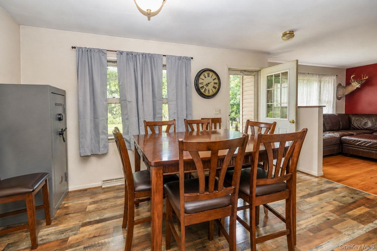 120 Basel Road thumbnail 17