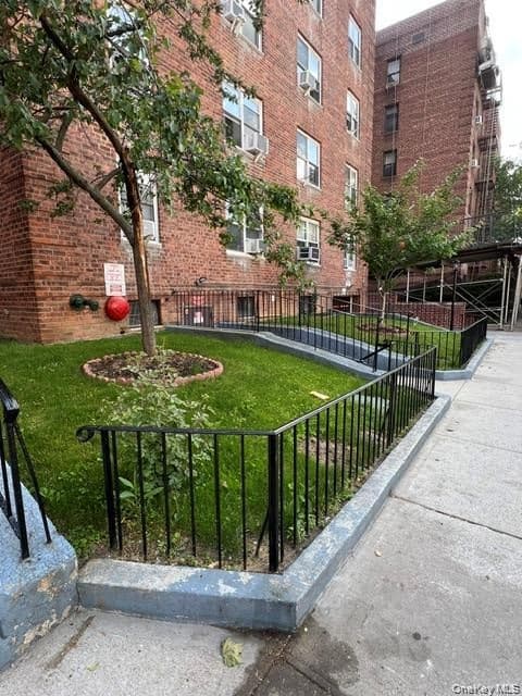 64-74 Saunders Street Unit: 1E thumbnail 4