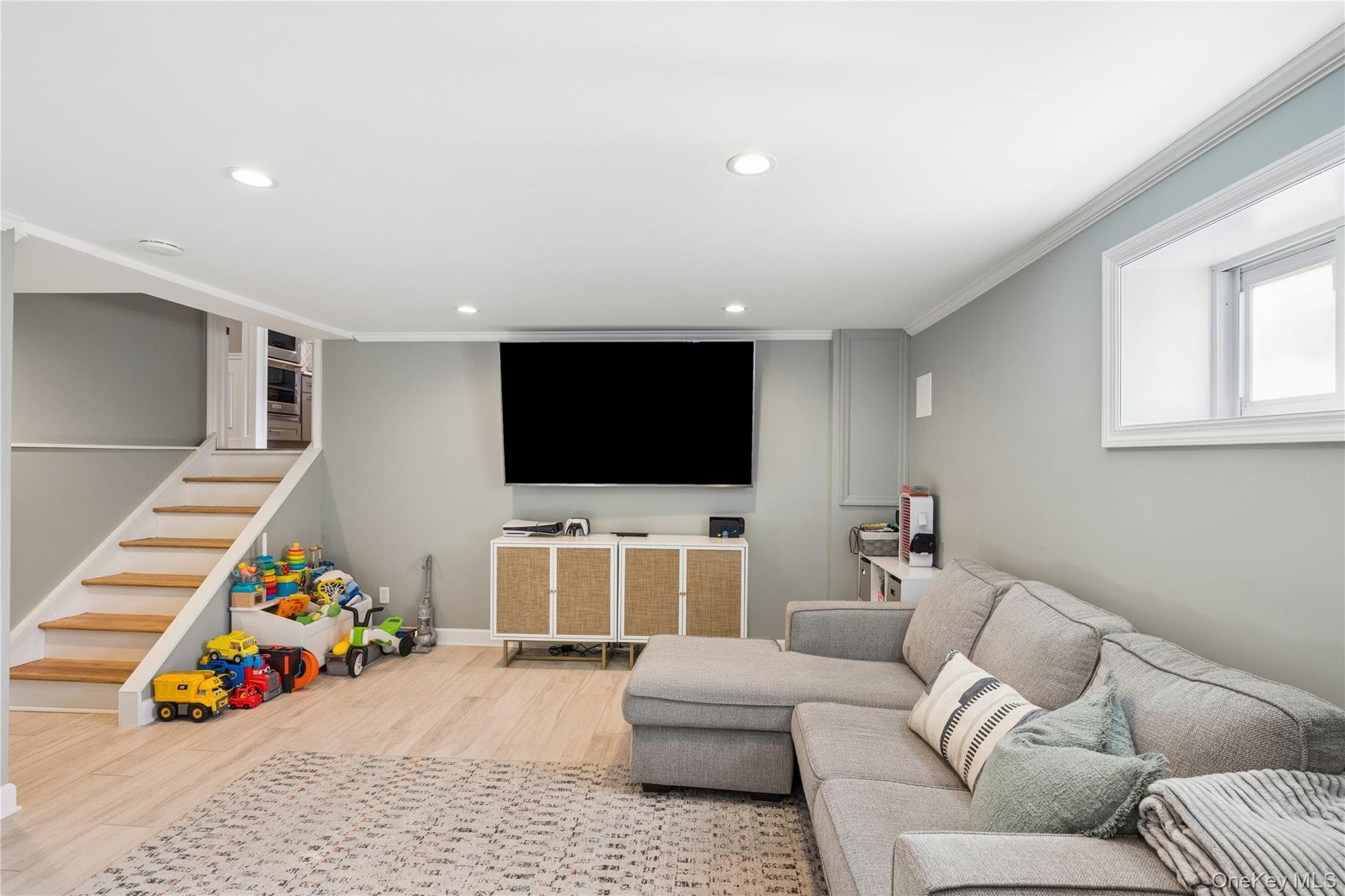29 Voorhis Drive thumbnail 25