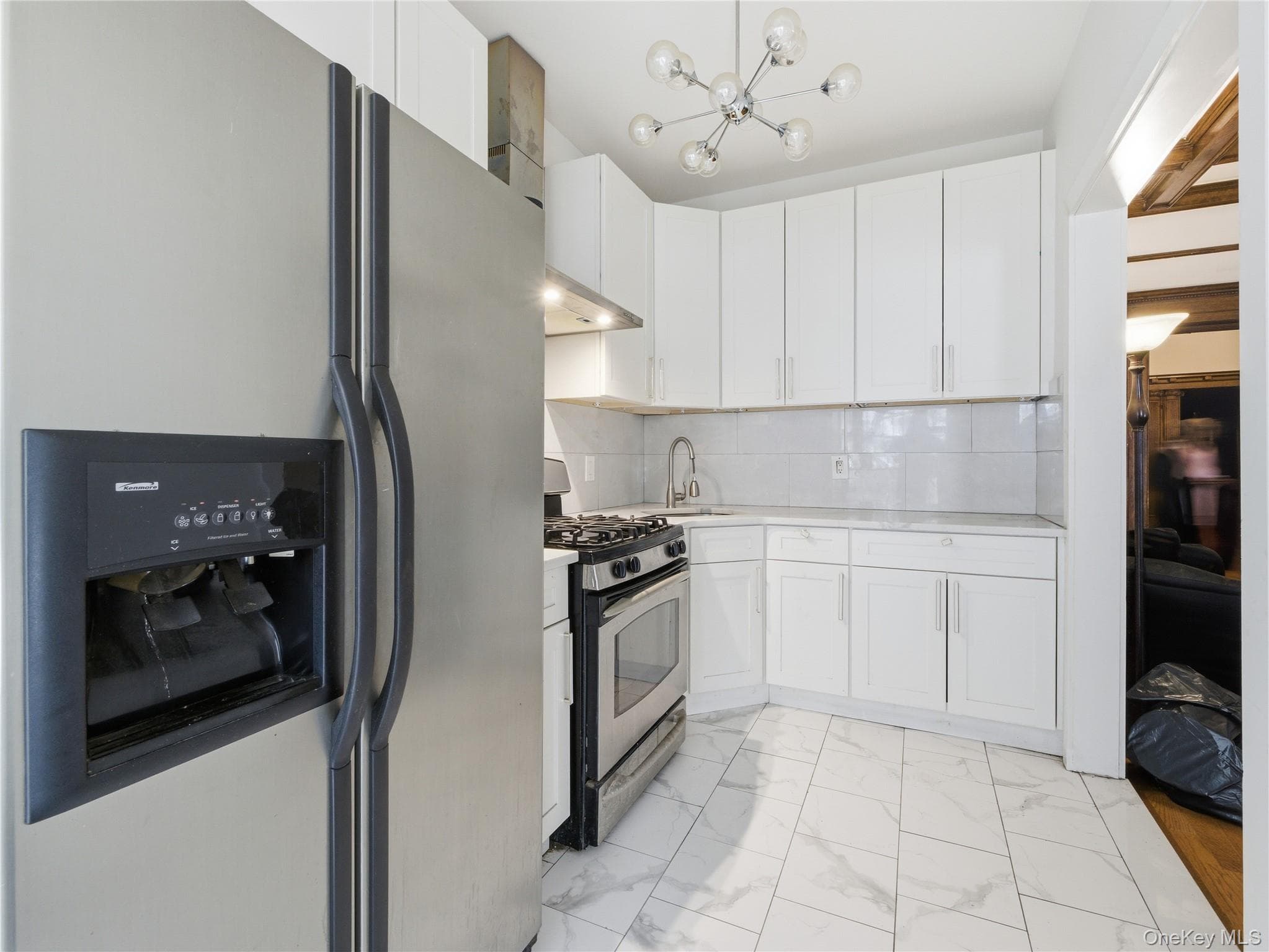 372 Parkside Avenue thumbnail 33