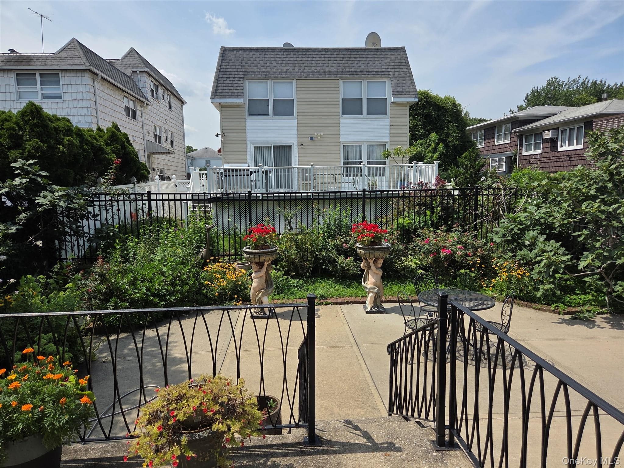 1516 215th Street photo 1