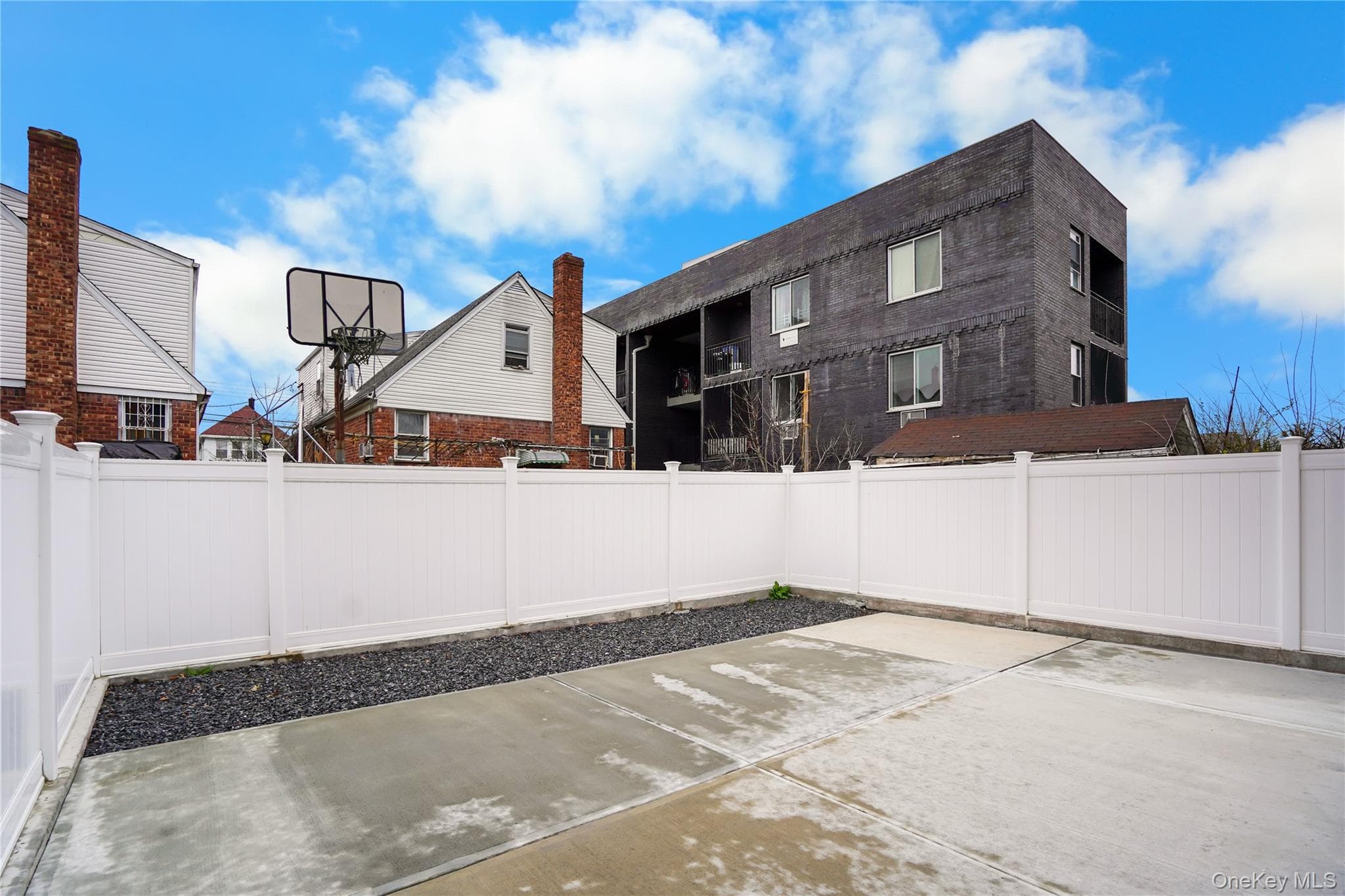 4658 161st Street thumbnail 33