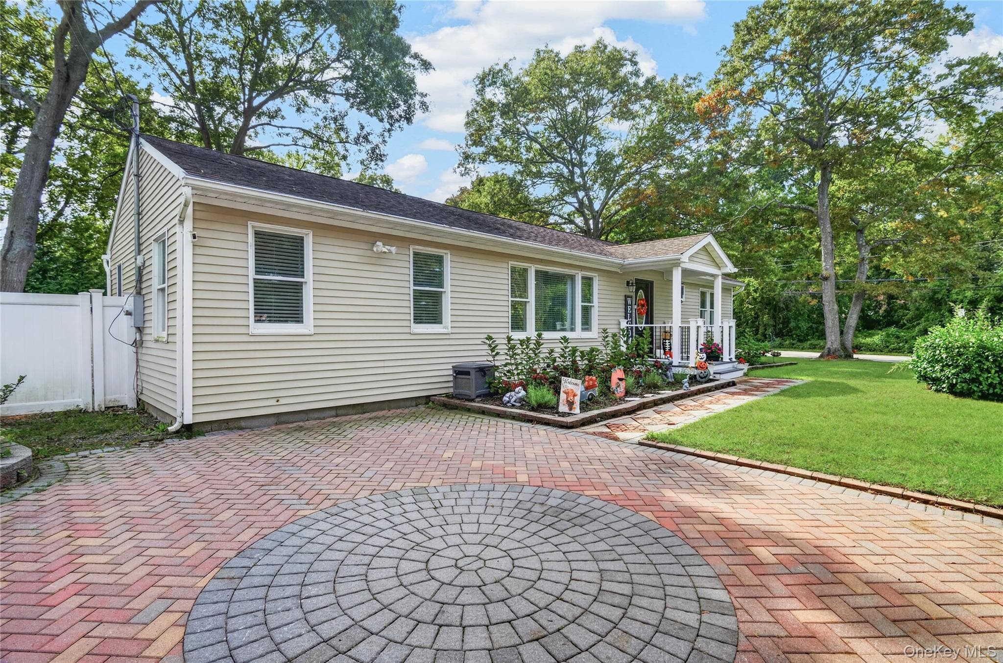 29 Wabil Road, Miller Place