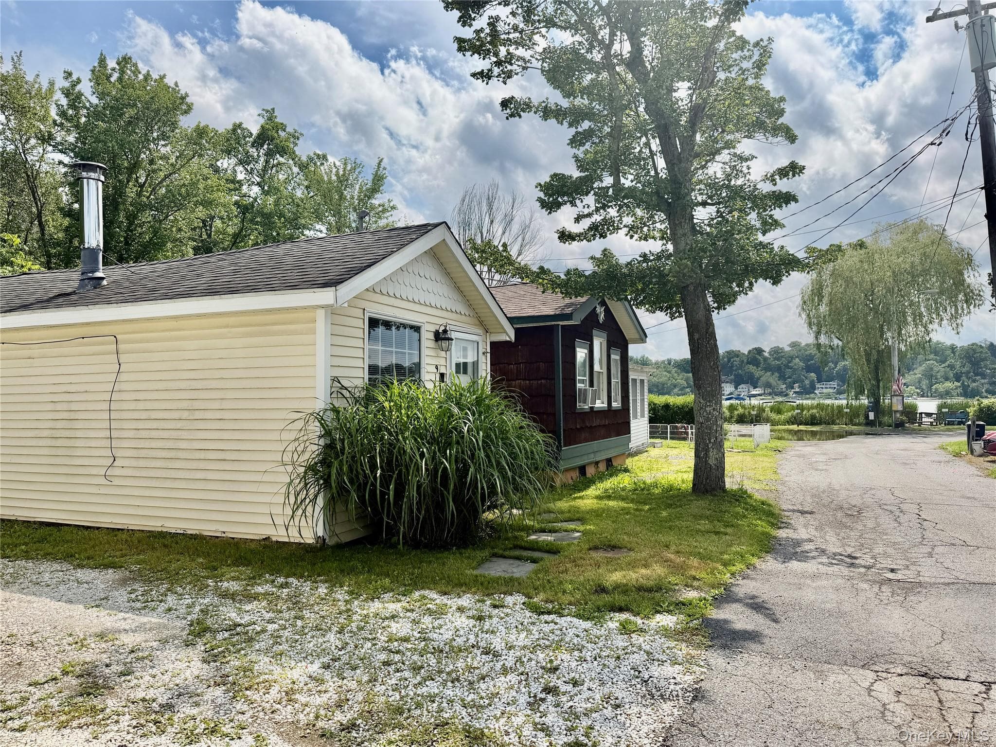 9 Cottage Lane, North Salem