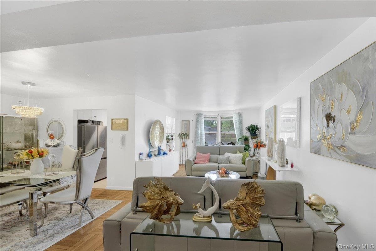 3512 Oxford Avenue Unit: 1C, Bronx