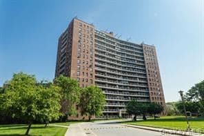 61-15 98th Street Unit: 8K, Rego Park