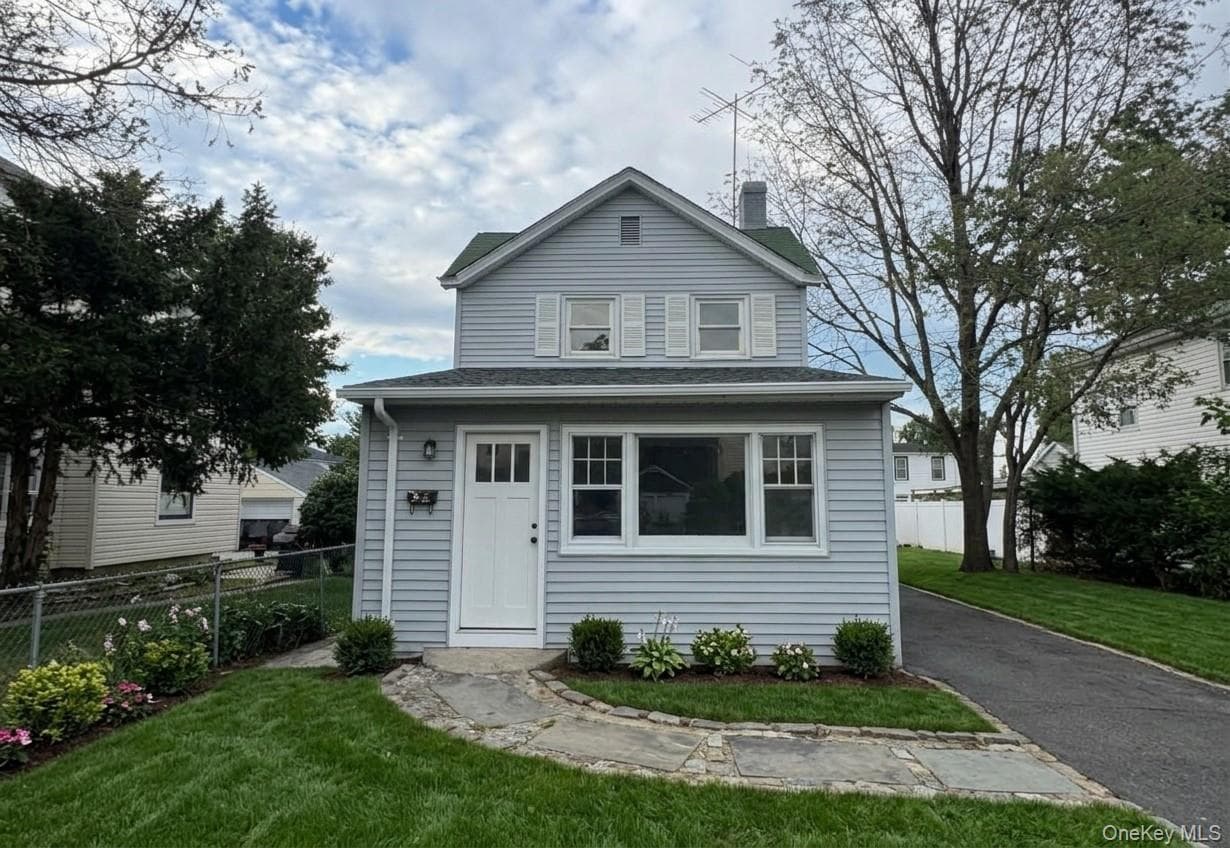 52 Coles Street, Glen Cove