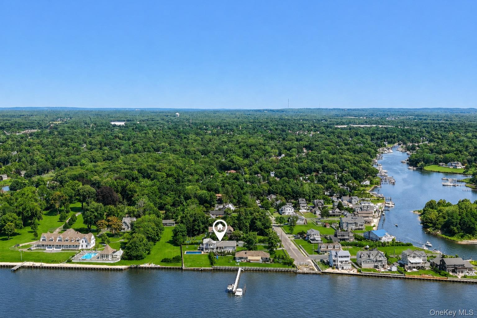 140 Ocean Avenue, Center Moriches