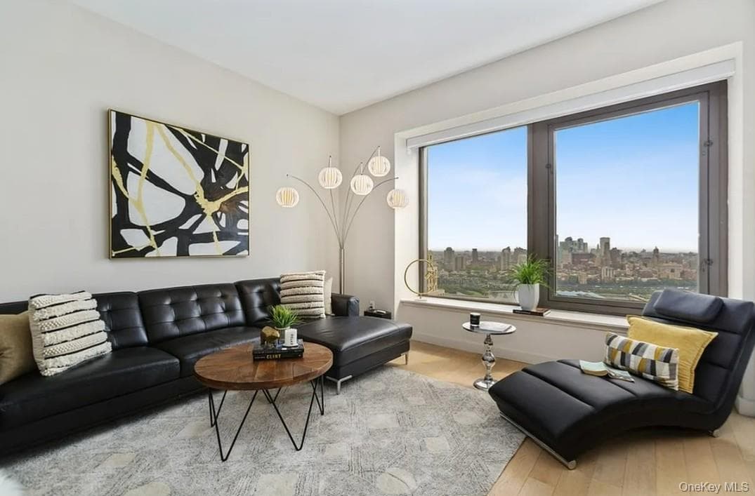 75 Wall Street Unit: 36R, New York (manhattan)