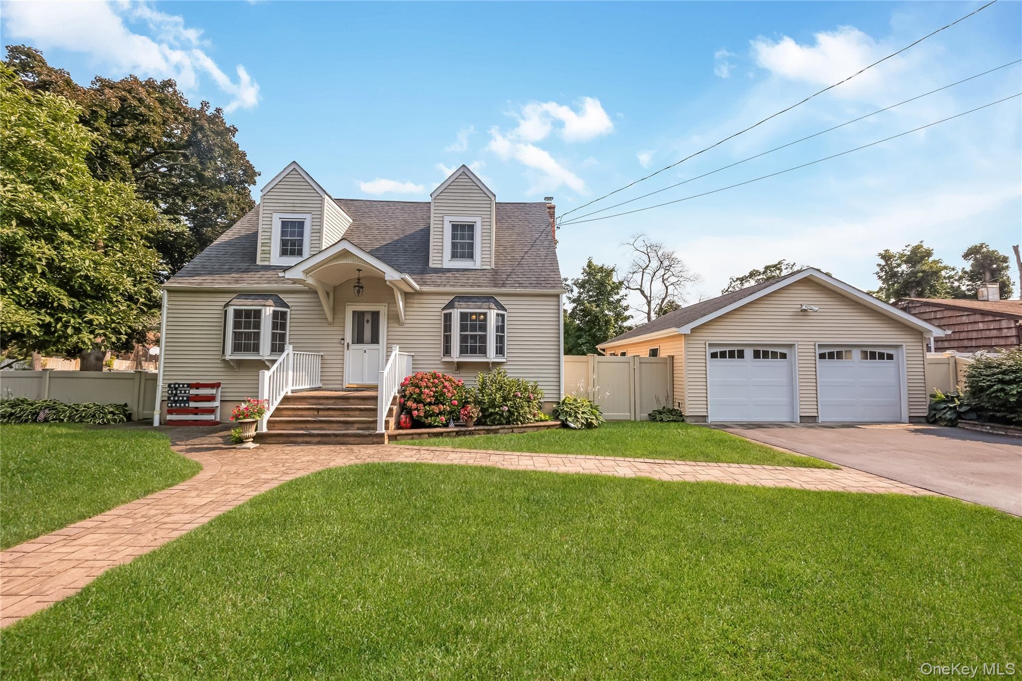 8 N 5th Street, Holbrook