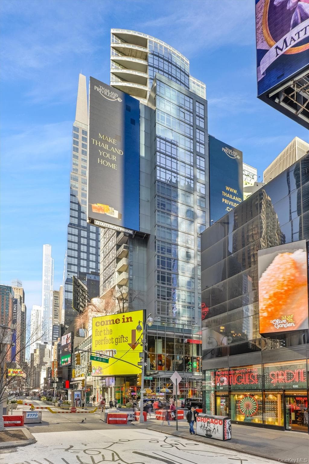 1600 Broadway Unit: 7E, New York (manhattan)