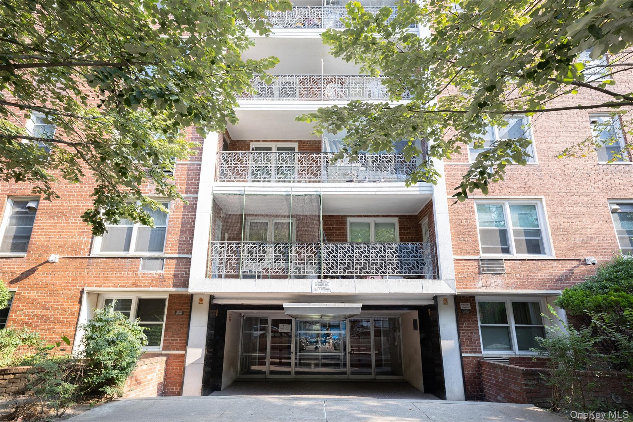 144-30 Sanford Avenue Unit: 2N, Flushing