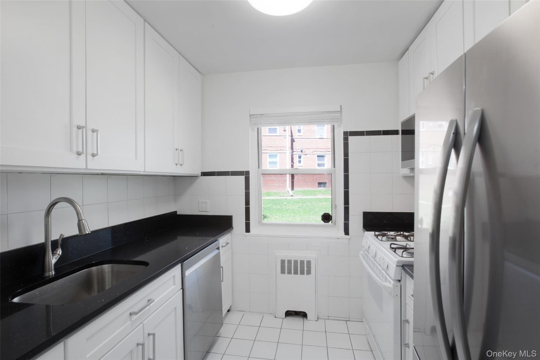 196-35 Dunton Ave Hollis Ave Unit: 1, Hollis