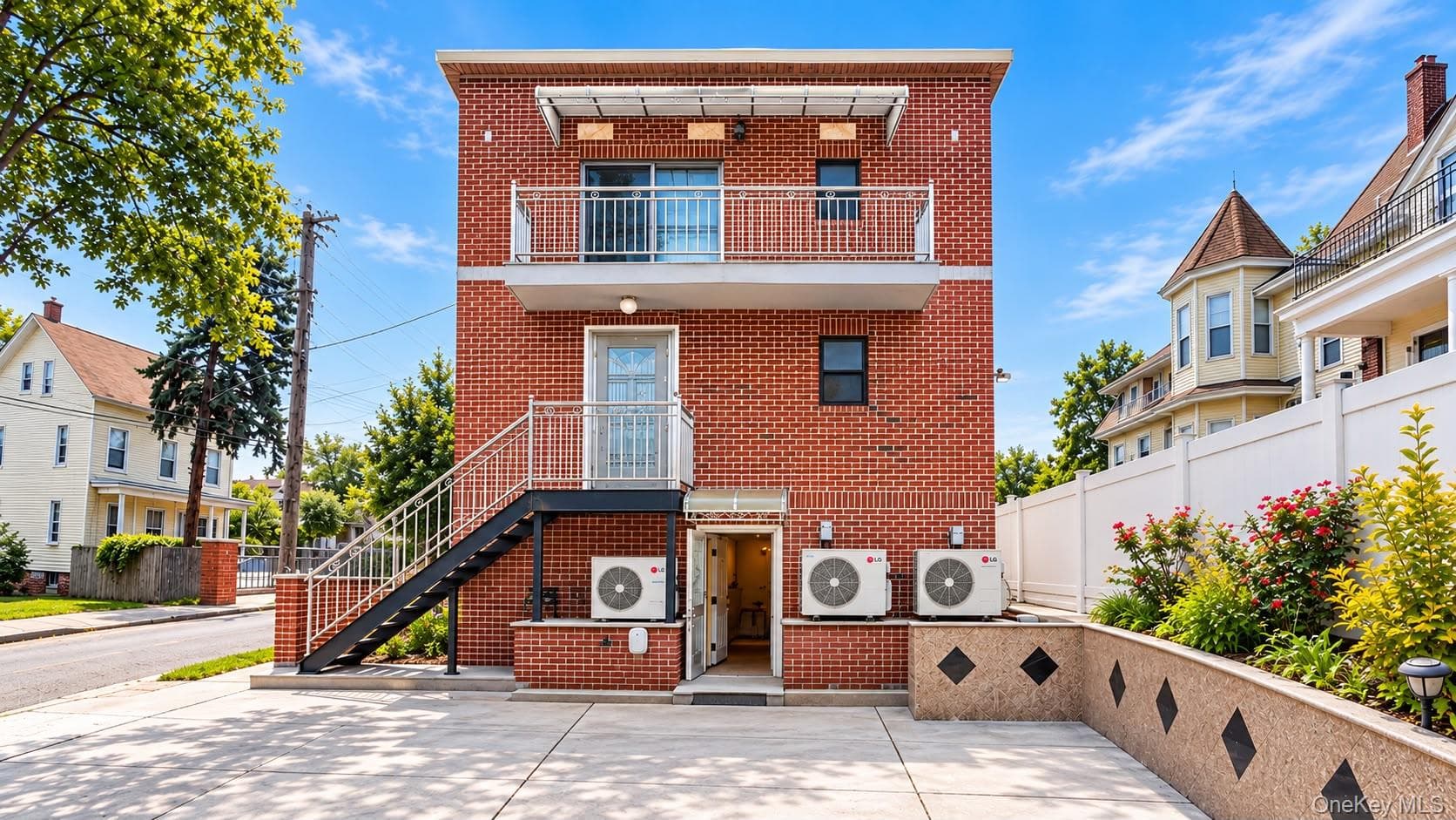 125-19 14th Avenue, College Point