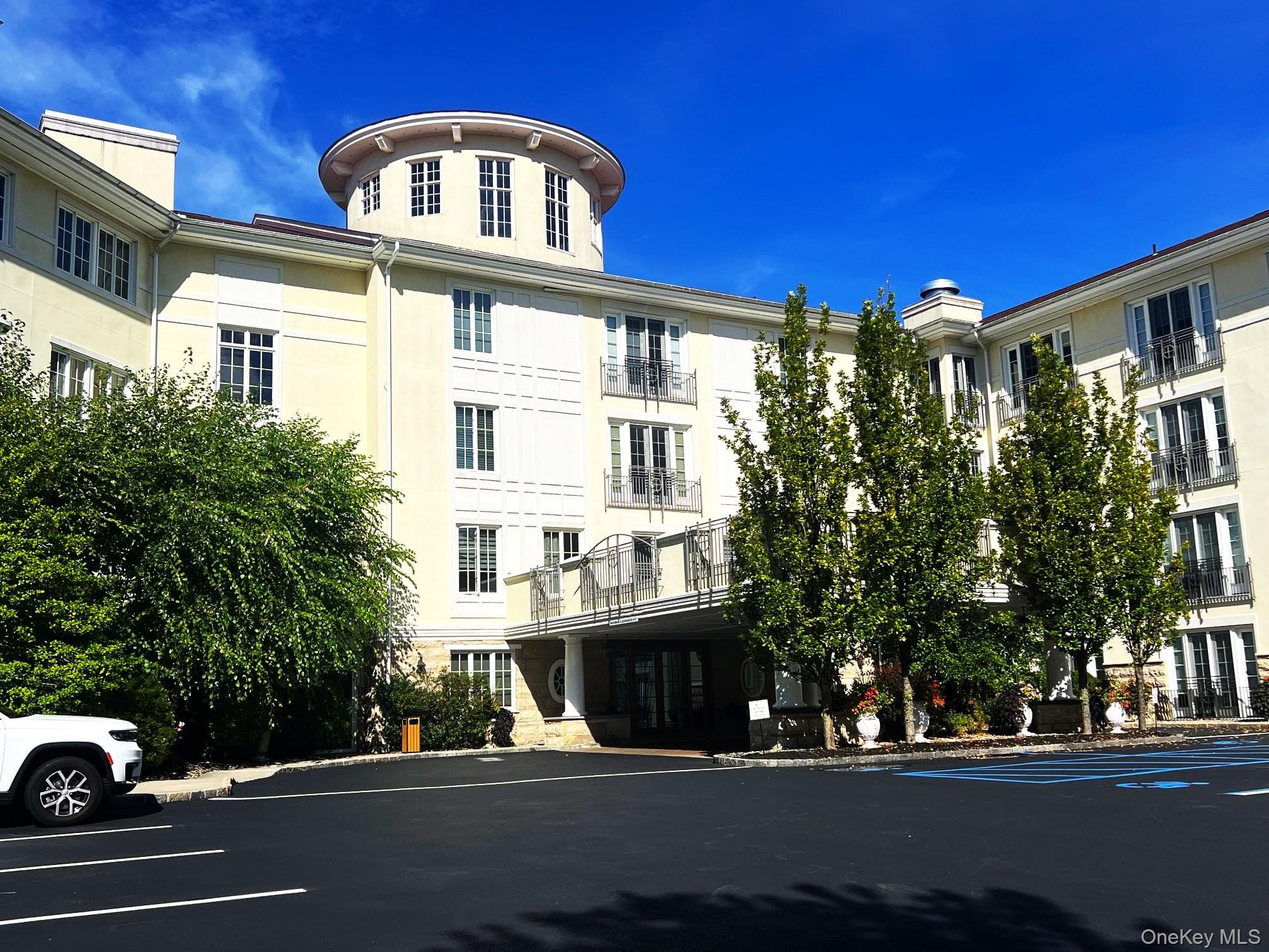 420 Trump Park, Shrub Oak