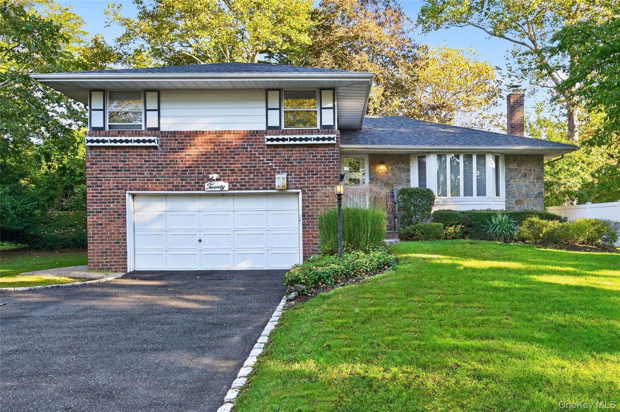 20 Canterbury Road, Woodbury